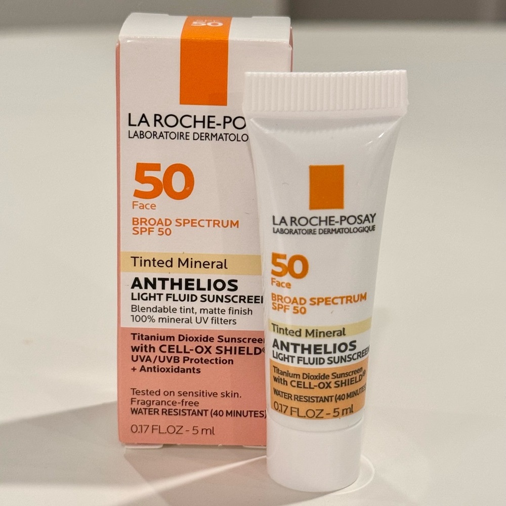 La Roche-Posay Anthelios Tinted Mineral Sunscreen SPF 50 5ML